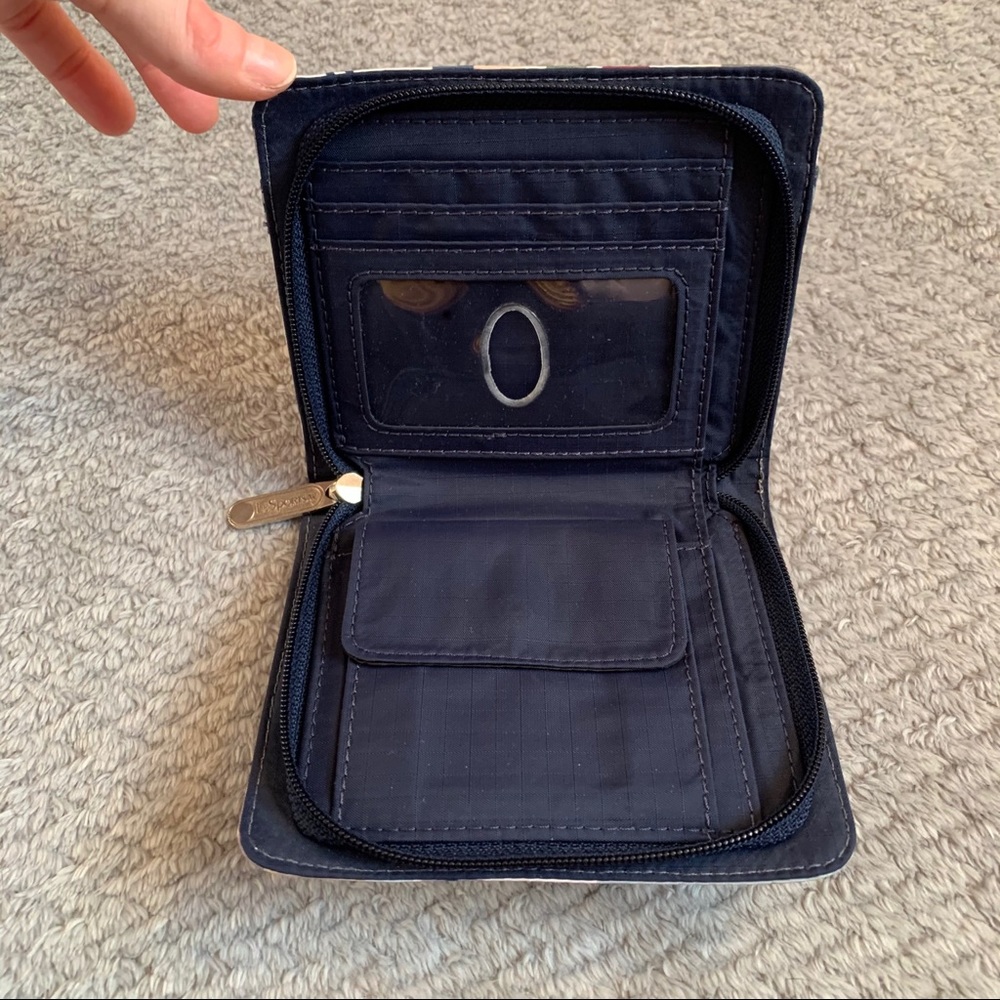LeSportSac Wallet - Picture 4 of 5